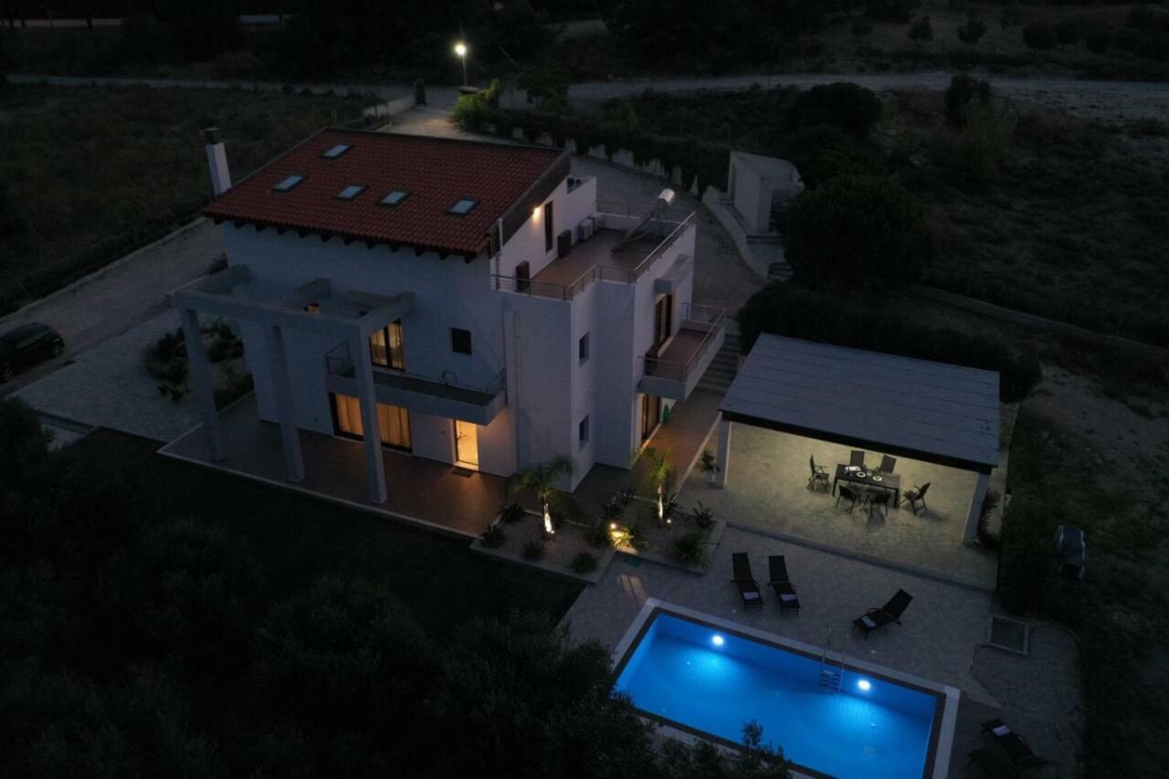La Luna Villa Tsairi Exterior foto